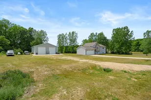 25427 Chaty Ln, Gobles, MI 49055 - Photo 31