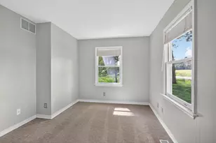 4297 Fairway Ln, Jackson, MI 49201 - Photo 19