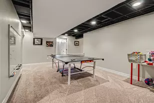 5875 Pinecrest Estates Dr, Ann Arbor, MI 48105 - Photo 33