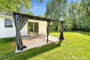 10019 10 Mile Rd NE, Rockford, MI 49341 - Photo 27