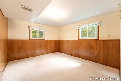 895 Bellewood Drive SE, Grand Rapids, MI 49508 - Photo 31