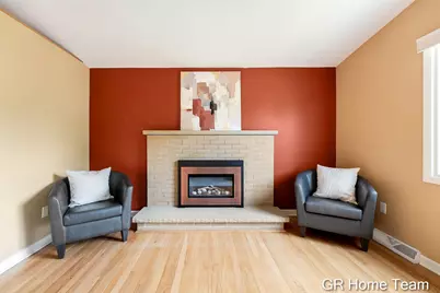 895 Bellewood Drive SE, Grand Rapids, MI 49508 - Photo 11