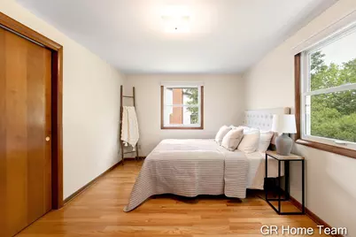 895 Bellewood Drive SE, Grand Rapids, MI 49508 - Photo 21