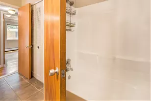 1249 Island Dr, Ann Arbor, MI 48105 - Photo 15
