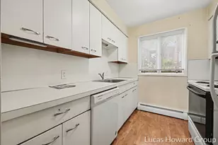 815 S Despelder St, Grand Haven, MI 49417 - Photo 9