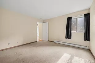 815 S Despelder St, Grand Haven, MI 49417 - Photo 15