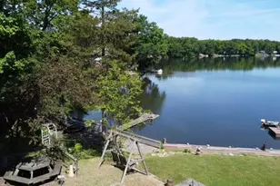 601 N Kalamazoo St, Paw Paw, MI 49079 - Photo 3