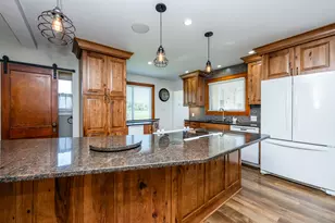 887 W Hinchman Rd, Baroda, MI 49101 - Photo 9
