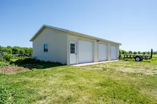 887 W Hinchman Rd, Baroda, MI 49101 - Photo 39