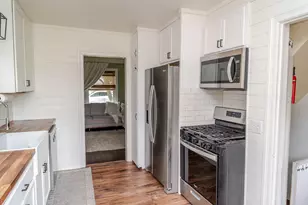 420 Oakhurst Ave, Kalamazoo, MI 49001 - Photo 9