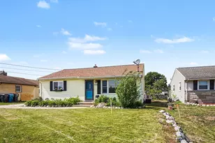 2109 Bloomfield Ave, Kalamazoo, MI 49001 - Photo 1