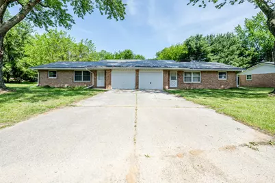 6834 E Napier Avenue, Benton Harbor, MI 49022 - Photo 1