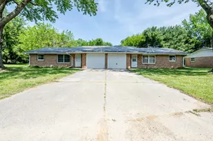 6834 E Napier Ave, Benton Harbor, MI 49022 - Photo 1