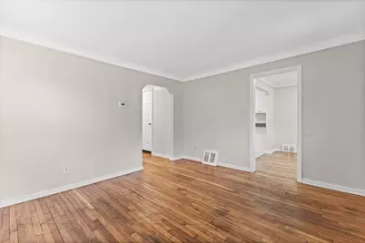 19549 Barlow Street, Detroit, MI 48205 - Photo 11