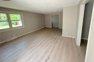 391 N Briggs Rd, Middleville, MI 49333 - Photo 5