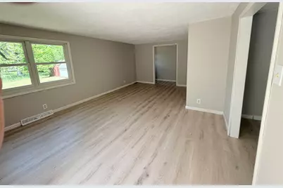 391 N Briggs Road, Middleville, MI 49333 - Photo 7