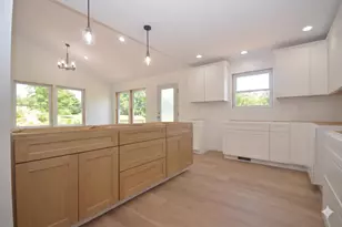 237 Markus Glen Drive, Plainwell, MI 49080 - Photo 3