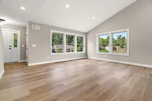 237 Markus Glen Drive, Plainwell, MI 49080 - Photo 11