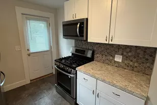 2074 Prospect Ave NE, Grand Rapids, MI 49505 - Photo 13
