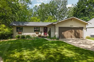 792 Knollwood Ct, Saline, MI 48176 - Photo 1