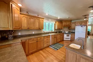 7300 W Kinsel Hwy, Vermontville, MI 49096 - Photo 5