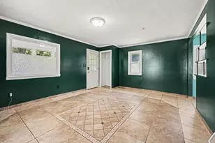 2841 Longstreet Ave SW, Wyoming, MI 49509 - Photo 5