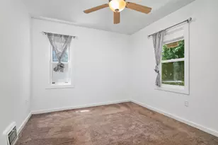 301 Lemyra St SE, Wyoming, MI 49548 - Photo 13
