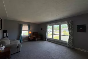 3062 Eastland Rd, Muskegon, MI 49441 - Photo 3