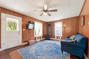 5304 W 48 Rd, Cadillac, MI 49601 - Photo 7