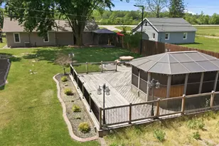 2743 N Michigan 140 Hwy, Watervliet, MI 49098 - Photo 29