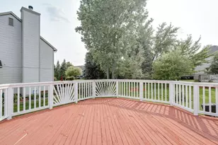 29301 Morningview St, Farmington, MI 48331 - Photo 11
