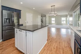 27120 Birmingham Ct, Paw Paw, MI 49079 - Photo 11