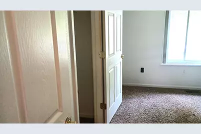 1738 Oak Street, Monroe, MI 48161 - Photo 11
