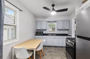 305 Majestic St SE, Grand Rapids, MI 49548 - Photo 7