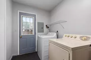 305 Majestic St SE, Grand Rapids, MI 49548 - Photo 15