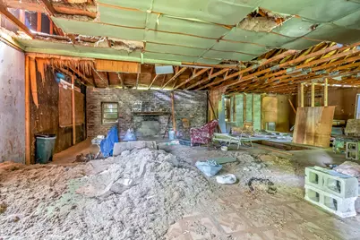 10 S Wolcott Street, Hillsdale, MI 49242 - Photo 5