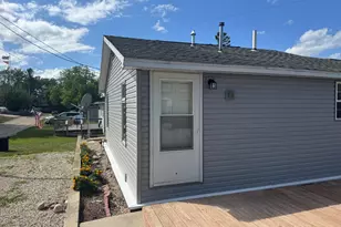 9388 S Lake Dr, Evart, MI 49631 - Photo 15