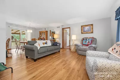 505 Molly Drive, Hastings, MI 49058 - Photo 5