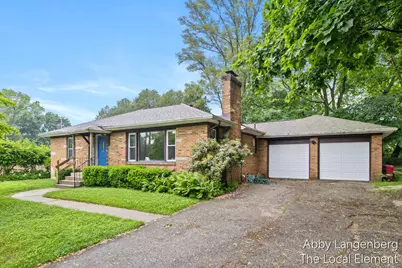 450 Newberg Avenue NW, Grand Rapids, MI 49504 - Photo 1