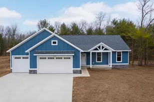 6009 Savannah Wy, Muskegon, MI 49442 - Photo 1