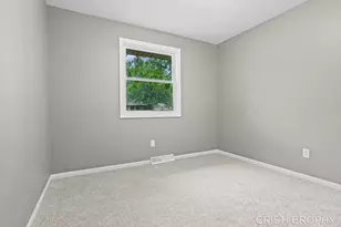 4871 Newcastle Dr SE, Grand Rapids, MI 49508 - Photo 31