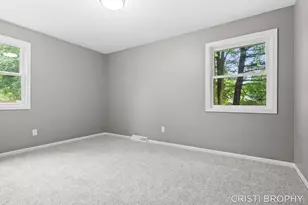 4871 Newcastle Dr SE, Grand Rapids, MI 49508 - Photo 21