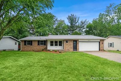 4871 Newcastle Drive SE, Grand Rapids, MI 49508 - Photo 3