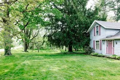 421 SE Kinsey Avenue SE, Caledonia, MI 49316 - Photo 3