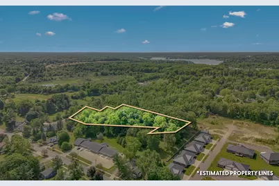 4 S Wolcott Street, Hillsdale, MI 49242 - Photo 3