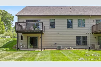 1015 Grosvenor Drive #Unit 4, Greenville, MI 48838 - Photo 41