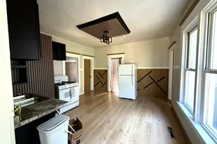 1872 Commerce St, Muskegon, MI 49441 - Photo 7