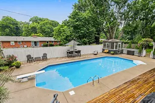 1556 Jasmine Rd, Saint Joseph, MI 49085 - Photo 25