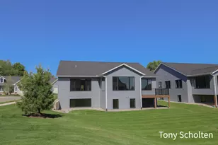 5184 Blendon Mdw Cir, Hudsonville, MI 49426 - Photo 25