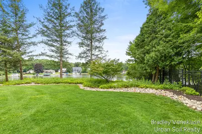 7635 Sandy Hollow Drive SE, Alto, MI 49302 - Photo 55